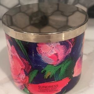 - 🔥 Rare Brand New Bath & Body Works 3 Wick Sundress Candle